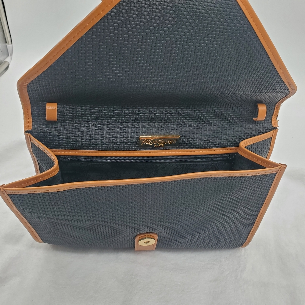 ♤♤ YSL Black and Tan Envelope Clutch with Logo - Picture 8 of 15